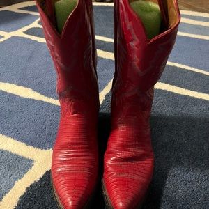 Women’s Red Cowboy boots…Size 8
